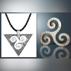 $3 CELTIC NECKLACE. NEW. $3 WHEN BUNDLED WITH 3 OR MORE ITEMS